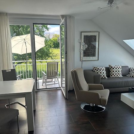2-Zimmer-Ferienwohnung Mit Hotelservice Und 2 Balkons - Golf, Bike Und Wellness Im Markgraeflerland Bad Bellingen Extérieur photo